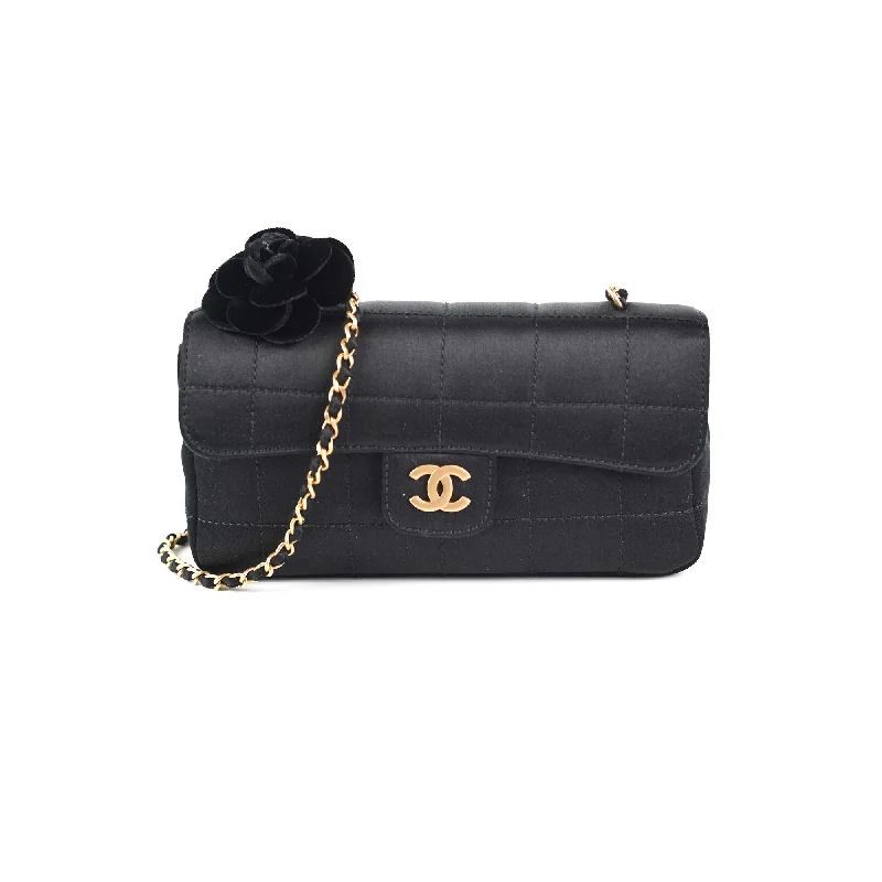 Beige leather handbag for business looks-Deal of The Week - Chanel Vintage Extra Mini Satin Black