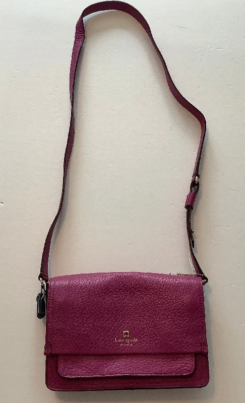 Red velvet handbag for business looks-Handbag Designer By Kate Spade, Size: Medium